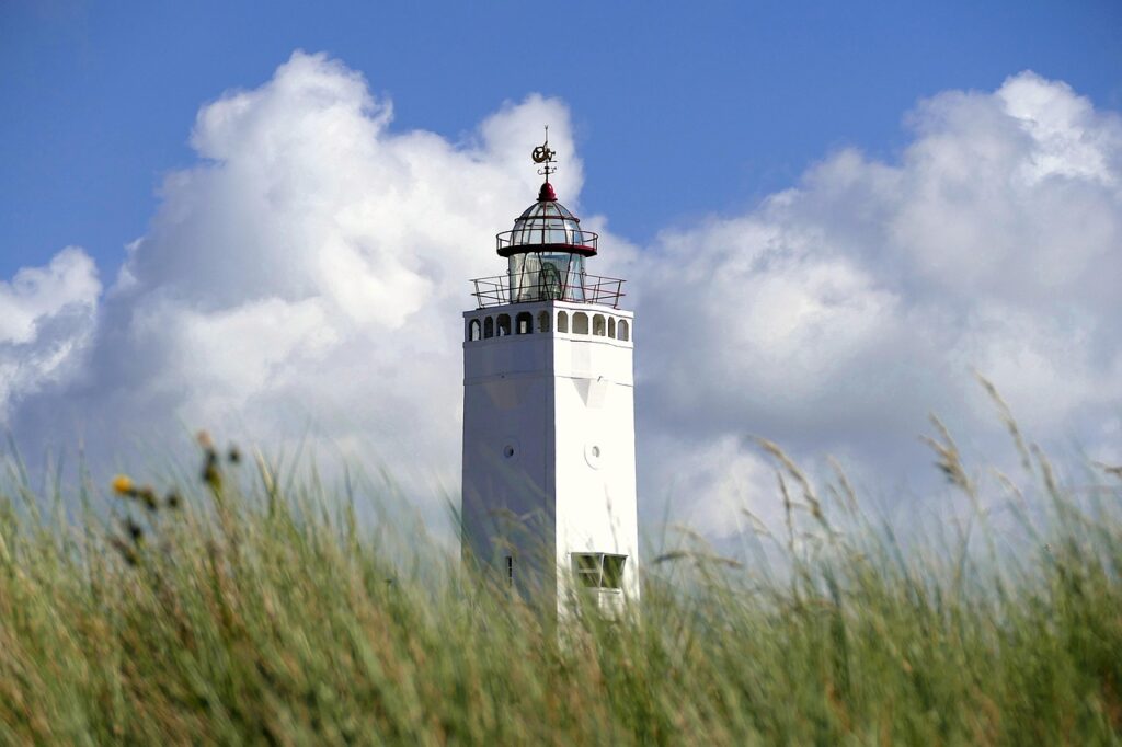 misssuki lighthouse 4296973 1280